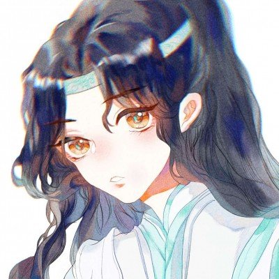 美女COS《巫师3》叶奈法惊艳绝伦 白嫩香肩紫眸勾人